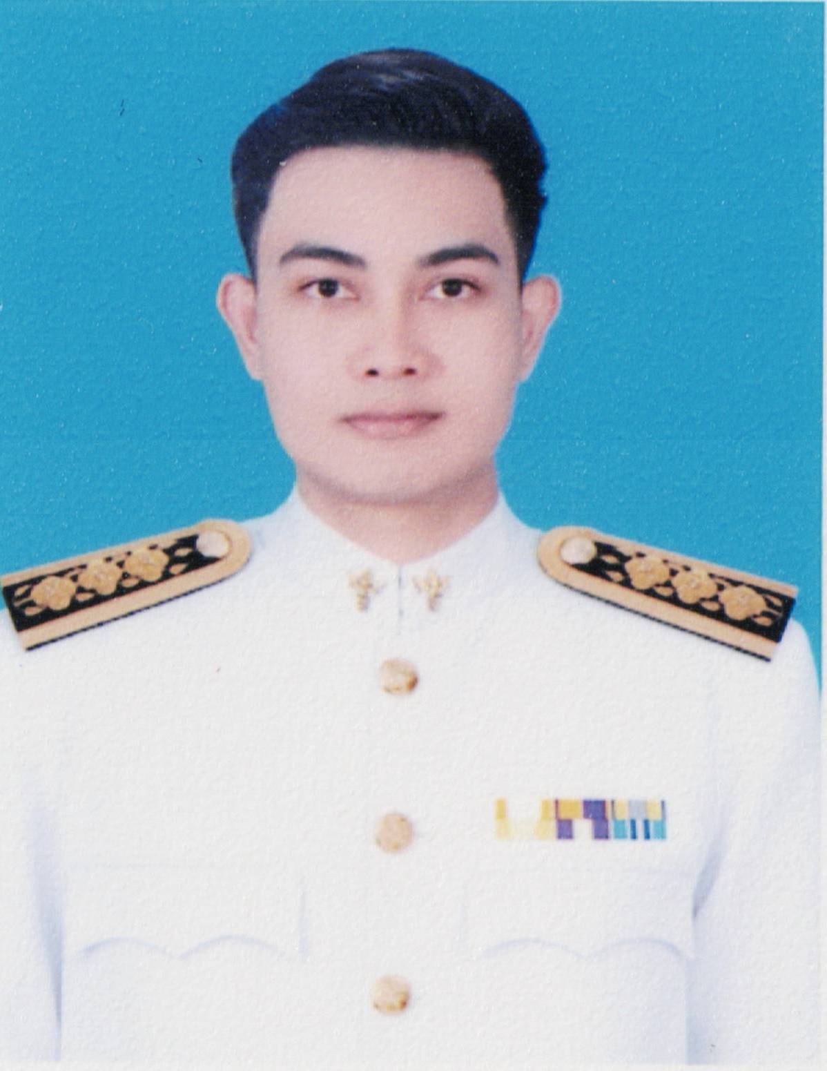 นพรัตน์  เอียดสุย
